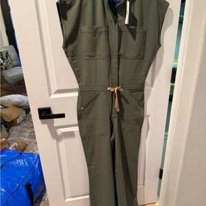 Olive Green Jumpsuit/scrubs